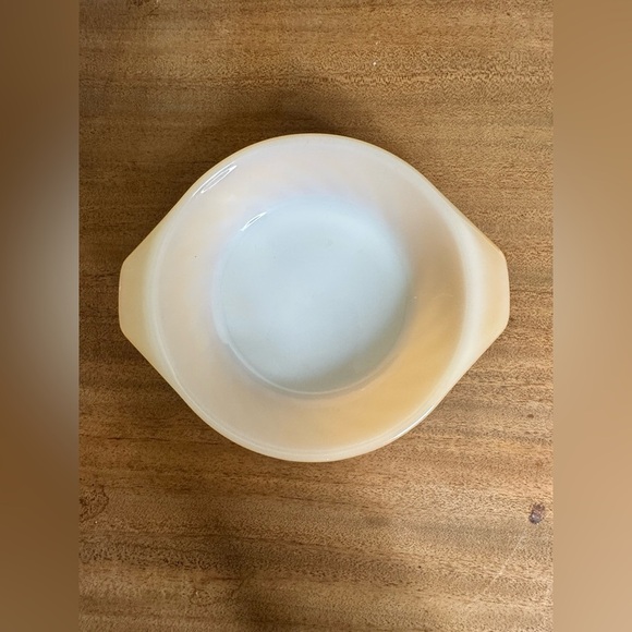 Vintage 80’s Fire King Anchor and Hocking Peach Lustre Retro Swirl Small Dish - Picture 3 of 6